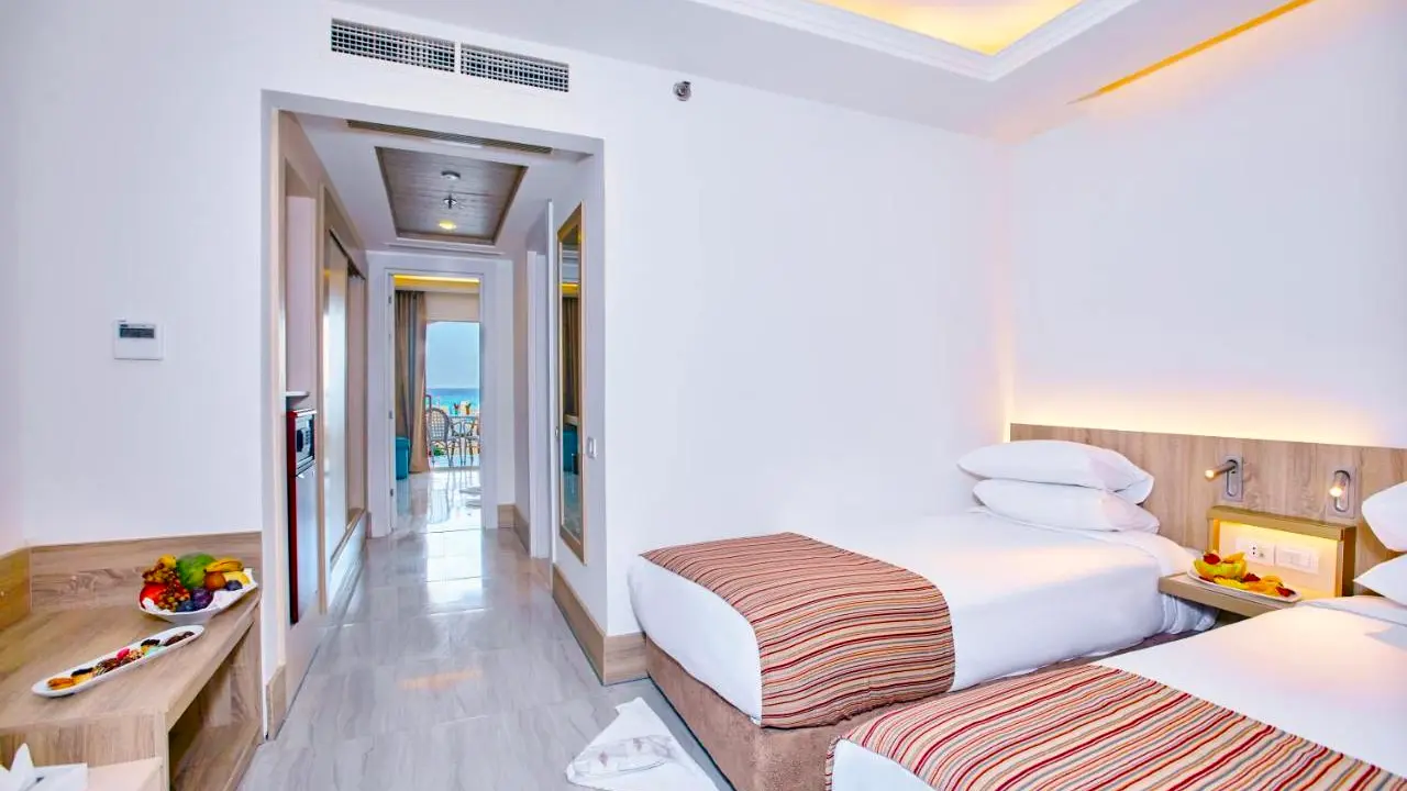 Hotel Titanic Beach - Hurghada